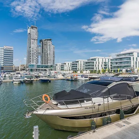 Faltom 12 Yacht Park Premium Sea View Parking Apartmán Gdyně