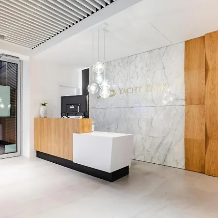 Faltom 12 Yacht Park Premium Sea View Appartement *