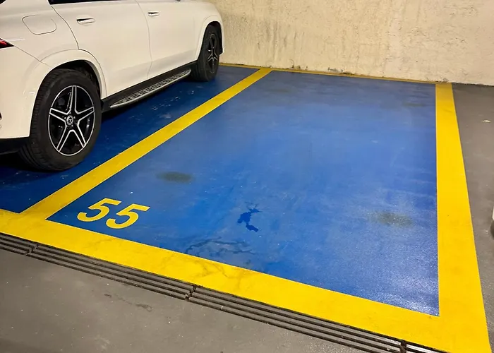 Faltom 12 Yacht Park Premium Sea View